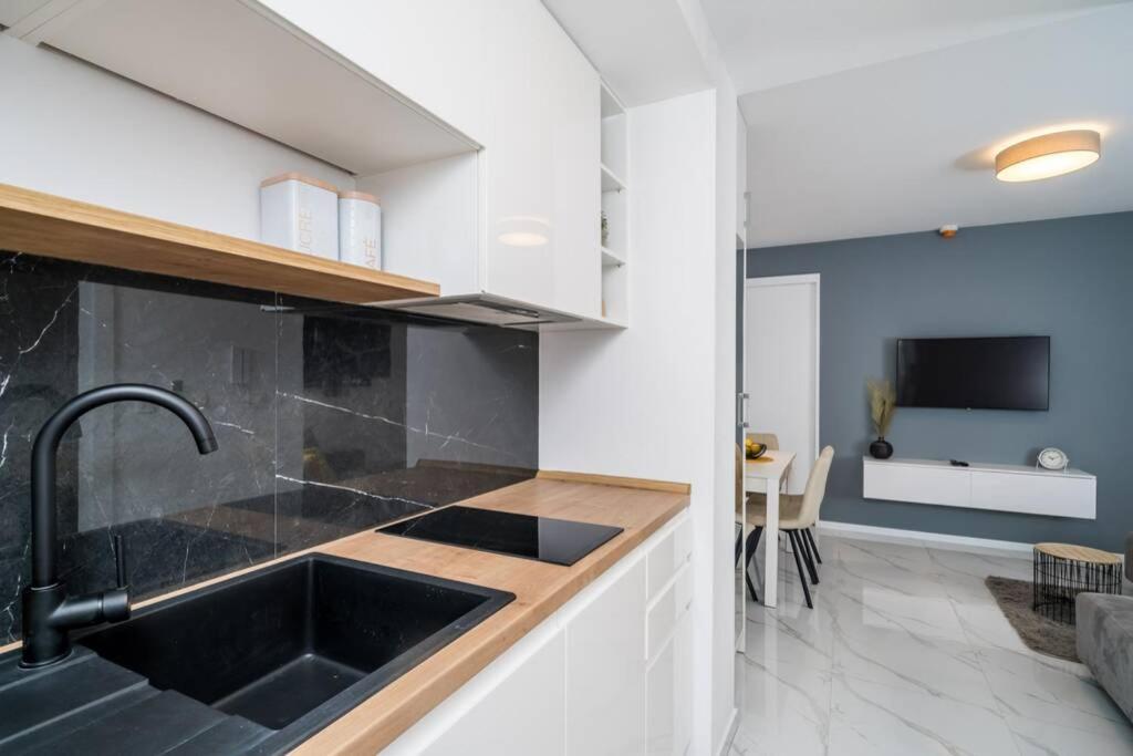 Apartment Luxury Downtown West *